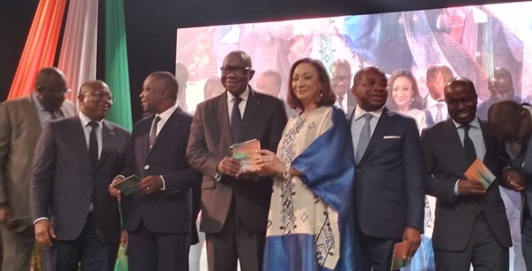 Côte d’Ivoire-AIP/ Remise de chansons et symboles des villes hôtes au COCAN