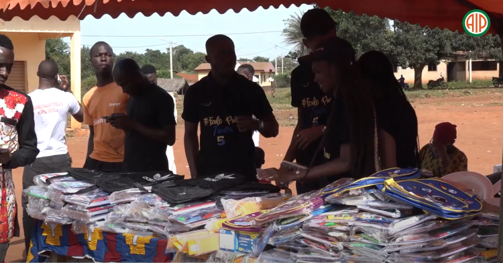 Région-Man/ 250 kits scolaires et une mini-bibliothèque offerts aux écoliers de Ferentella