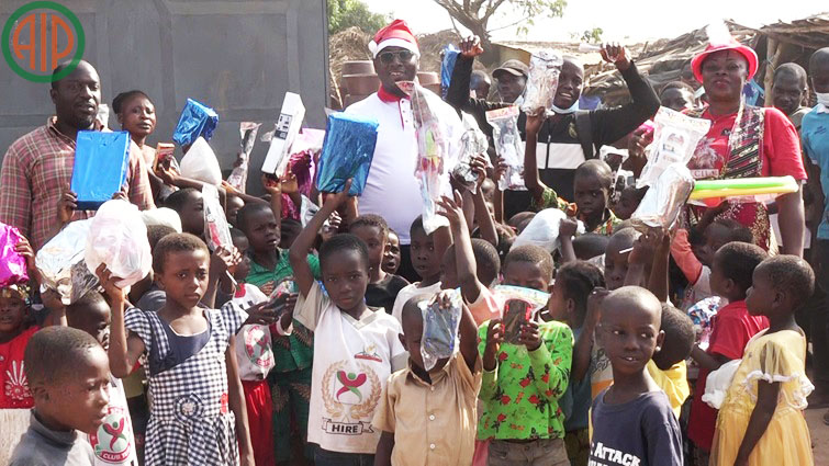 Côte d’Ivoire-AIP/ Arbre de Noël 2023: plus de 500 enfants de Kouadiobakro cadeautés par une fondation