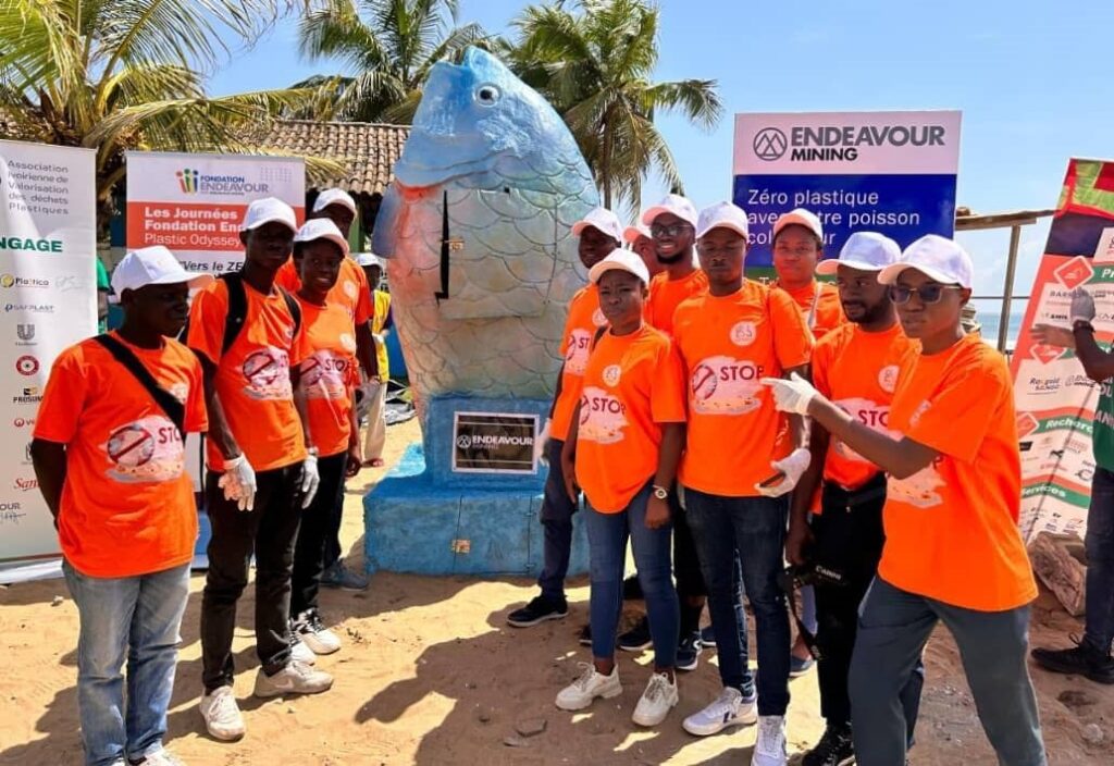 Côte d’Ivoire-AIP/ Plus de 150 kg de déchets plastiques collectés dans des espaces balnéaires de Grand Bassam