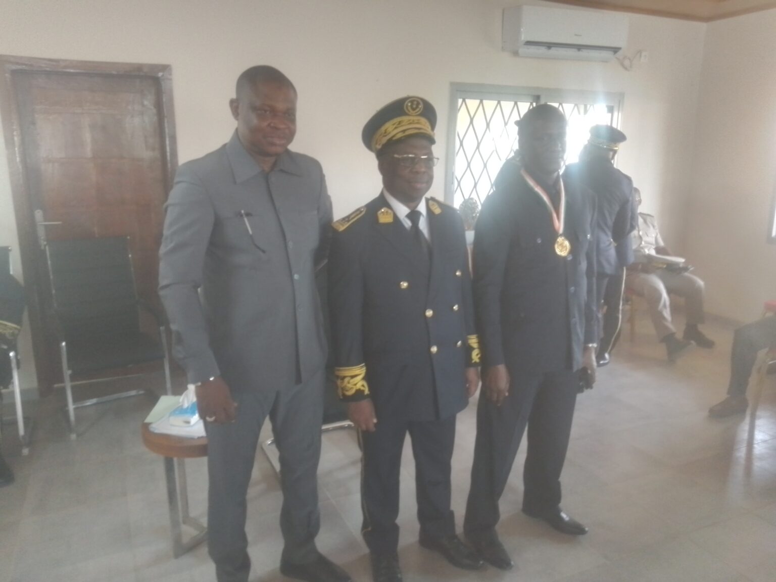 Côte d’Ivoire-AIP/ Les autorités du Béré félicitent le meilleur acheteur national de noix de cajou