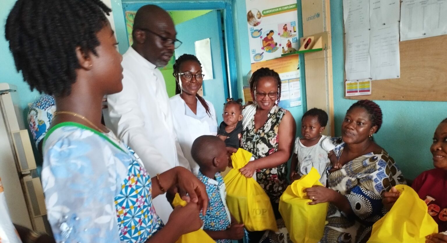 Côte d’Ivoire – AIP/ La pastorale santé du diocèse de Yopougon fait des dons à l’hôpital de Dabou