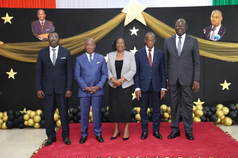 Côte d’Ivoire-AIP/Le secrétaire général du ministère des Affaires étrangères reçoit un hommage pour son dévouement à la diplomatie ivoirienne