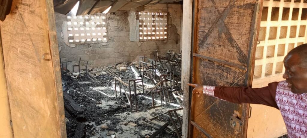 Côte d’Ivoire-AIP/ Un bâtiment de trois classes ravagé par le feu à Korhogo