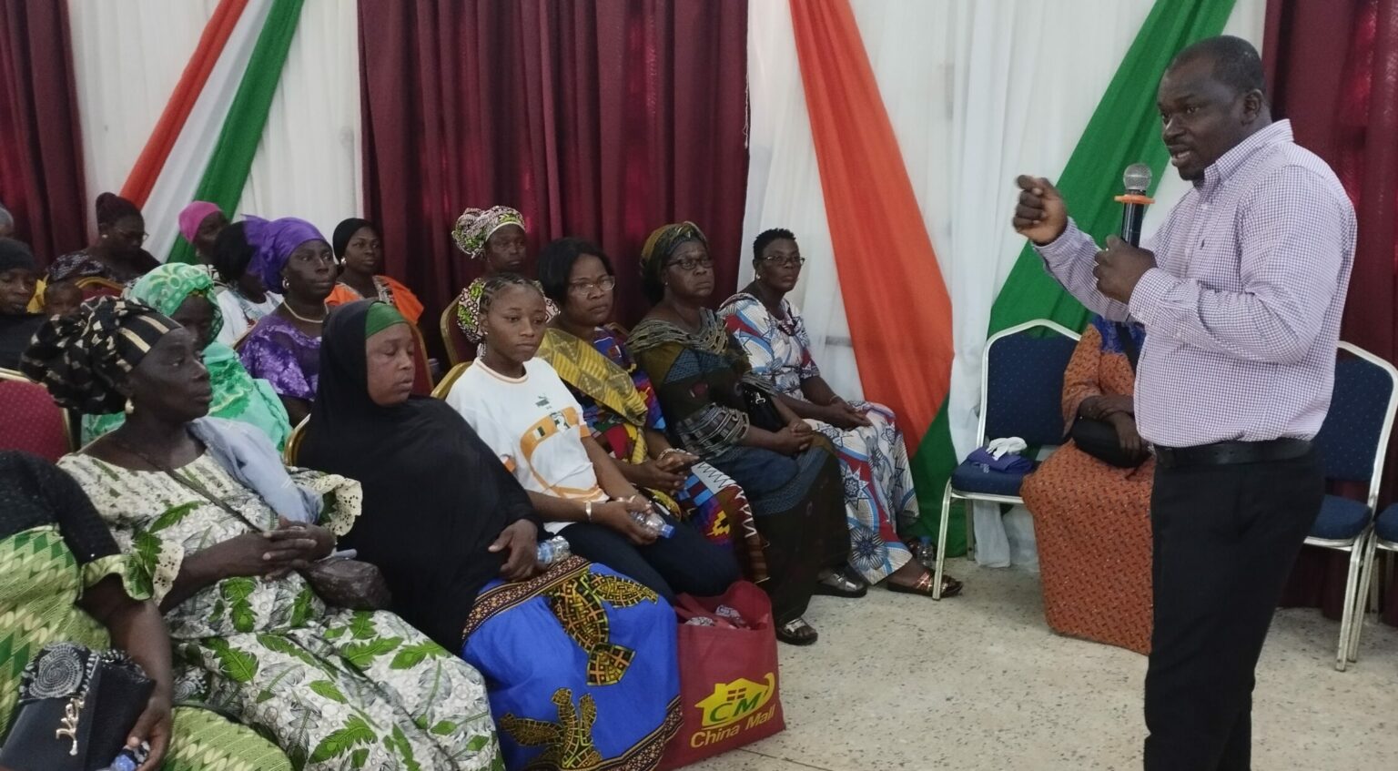 Côte d’Ivoire – AIP/ Des femmes de Dabou instruites sur l’entrepreneuriat et le défi du financement