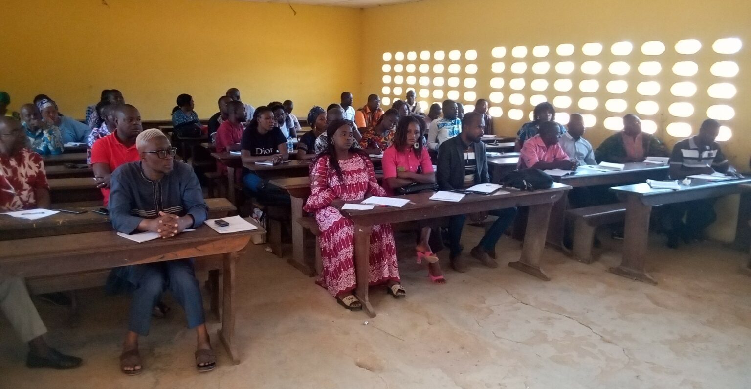 Côte d’Ivoire-AIP/ Des enseignants du secondaire d’Akoupé renforcent leurs capacités didactiques et pédagogiques