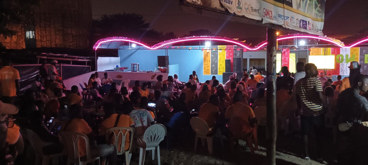 Côte d’Ivoire -AIP/ Les supporteurs de Yopougon vident les rues et se massent dans les fan zones pour suivre la finale de la CAN 2023