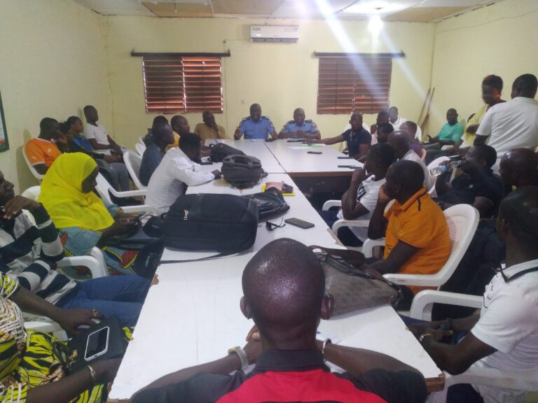 Côte d’Ivoire-AIP/ Le commissaire rassure les enseignants suite aux récents vols à domicile à Kouto