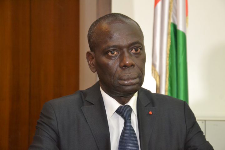 Côte d’Ivoire-AIP/ Le District de Yamoussoukro apporte une aide financière à des personnes en situation difficile