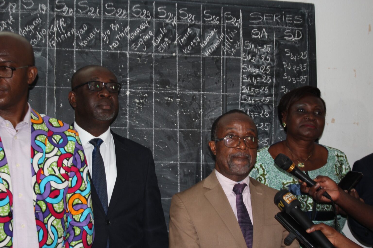 Côte d’Ivoire-AIP/ Le DRENA d’Abidjan 3 se félicite du bon déroulement des examens blancs régionaux
