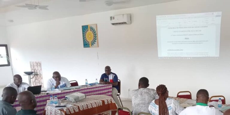 Côte d’Ivoire-AIP/Une mutuelle de Sikensi organise un atelier pour trouver des stratégies d’amélioration du taux de réussite au BEPC et au Bac