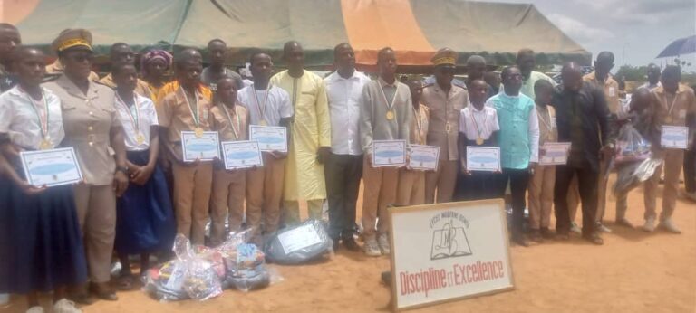 Côte d’Ivoire-AIP/ Les meilleurs élèves et personnels d’encadrement du lycée moderne de Bonon primés