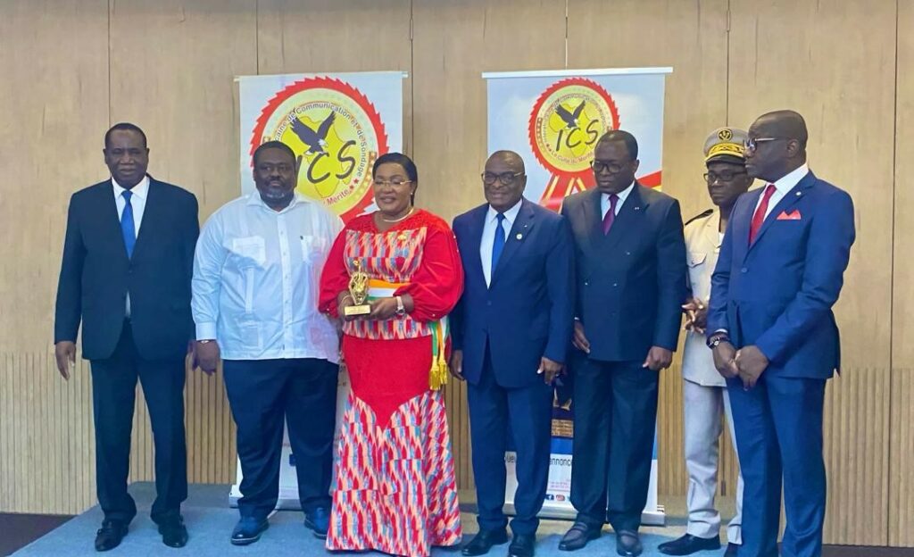 Côte d’Ivoire-AIP/ Le maire d’Arrah primé pour ses projets de développement local