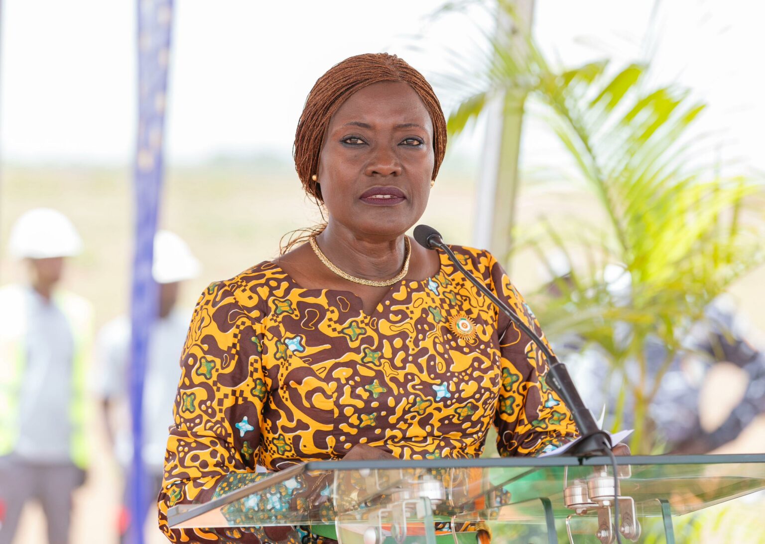 Côte d’Ivoire-AIP/ Mariatou Koné salue les populations de Tombougou-Samogosso pour leur implication dans la construction de la centrale solaire photovoltaïque de Boundiali