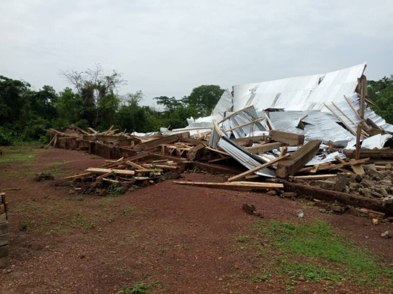 Côte d’Ivoire – AIP/ Les fidèles catholiques de Ouatté plaident pour la réhabilitation de la paroisse impactée par une tornade