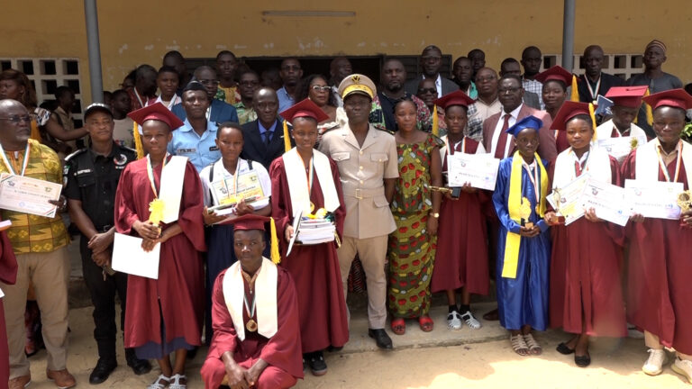 Côte d’Ivoire-AIP/Distinction des acteurs du système éducatif du lycée Lambert Amon Tanoh d’Aboisso