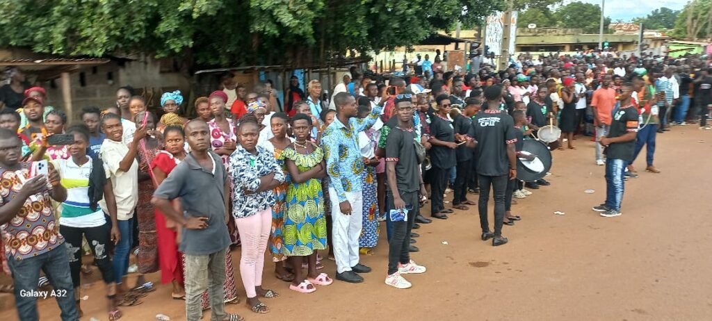 Côte d’Ivoire-AIP/ Obsèques de HKB: Forte mobilisation des populations pour l’accueil de la dépouille à Daoukro