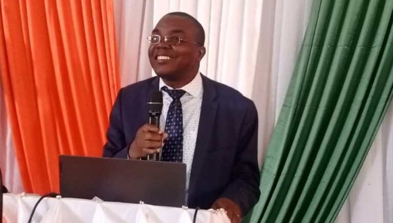 Côte d’Ivoire – AIP/ Le Pr Benjamin Yao exhorte les étudiants de l’UJLoG à investir dans l’économie circulaire