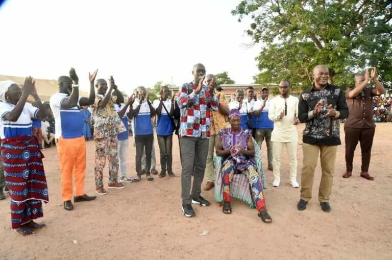 Côte d’Ivoire-AIP/ Investiture d’une association œuvrant à la scolarisation des jeunes filles à Téhini