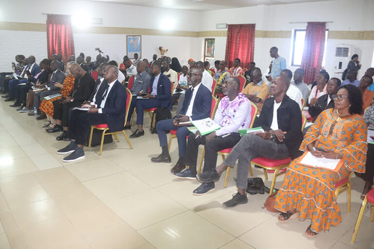 AIP/ L’importation de réfrigérateurs et de climatiseurs de seconde main bientôt interdite en Côte d’Ivoire (Autorité)