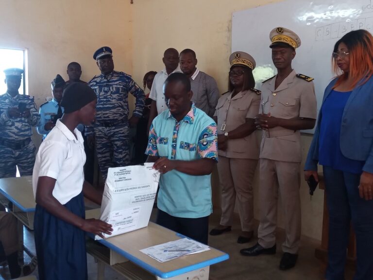 Côte d’Ivoire-AIP/ Des chefs d’établissements de Sikensi promettent de rehausser le taux de réussite au BEPC