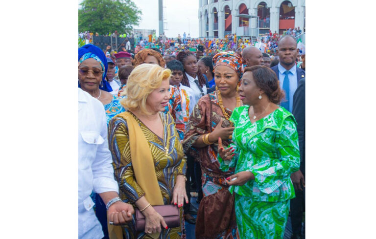 Côte d’Ivoire-AIP/ Des milliers de femmes rendent hommage au Président Alassane Ouattara