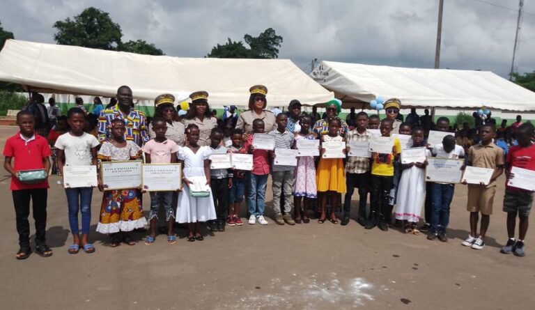 Côte d’Ivoire-AIP/L’IEPP 2 de Tiassalé célèbre ses meilleurs enseignants et élèves