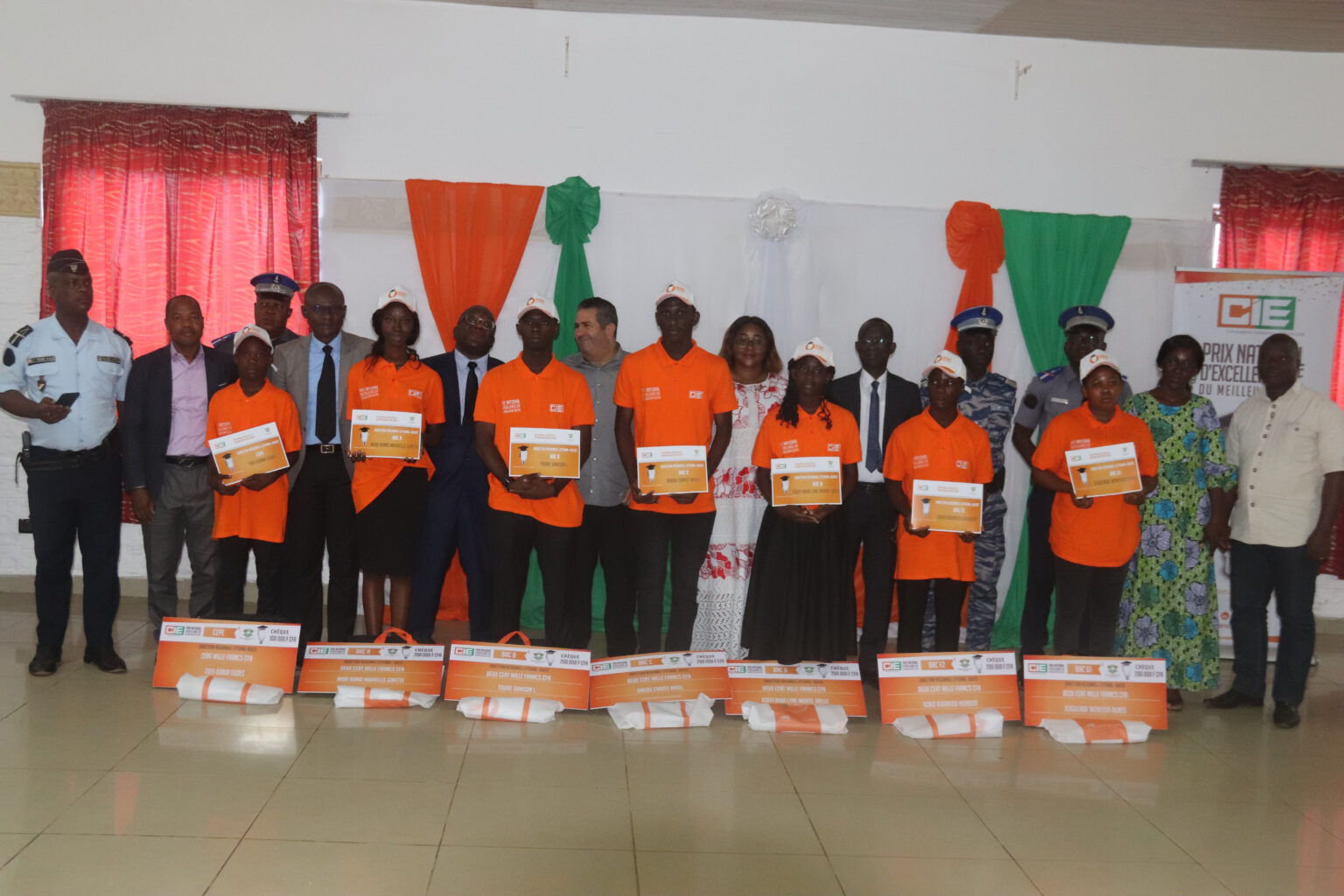 Côte d’Ivoire-AIP/ Des prix d’excellence de la CIE décernés aux meilleurs élèves de la région de San-Pedro