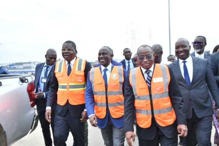 Côte d’Ivoire-AIP/ Le gouvernement et la mairie de Yopougon s’engagent à assainir le cadre du lycée professionnel de Yopougon avant la rentrée