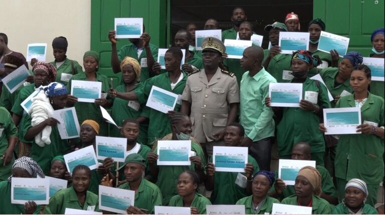 Côte d’Ivoire-AIP/ Projet THIMO: 41 jeunes reçoivent leur chèque à Séguéla