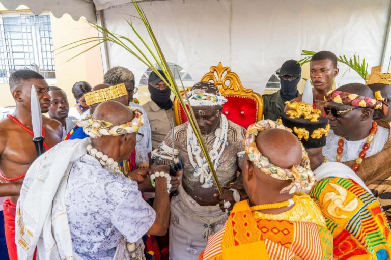 Côte d’Ivoire-AIP/ Le nouveau chef du village de Blockhaus intronisé