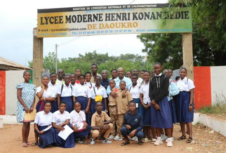 Côte d’Ivoire – AIP / Le député Akoto Olivier appelle les élèves de Daoukro au respect du calendrier scolaire