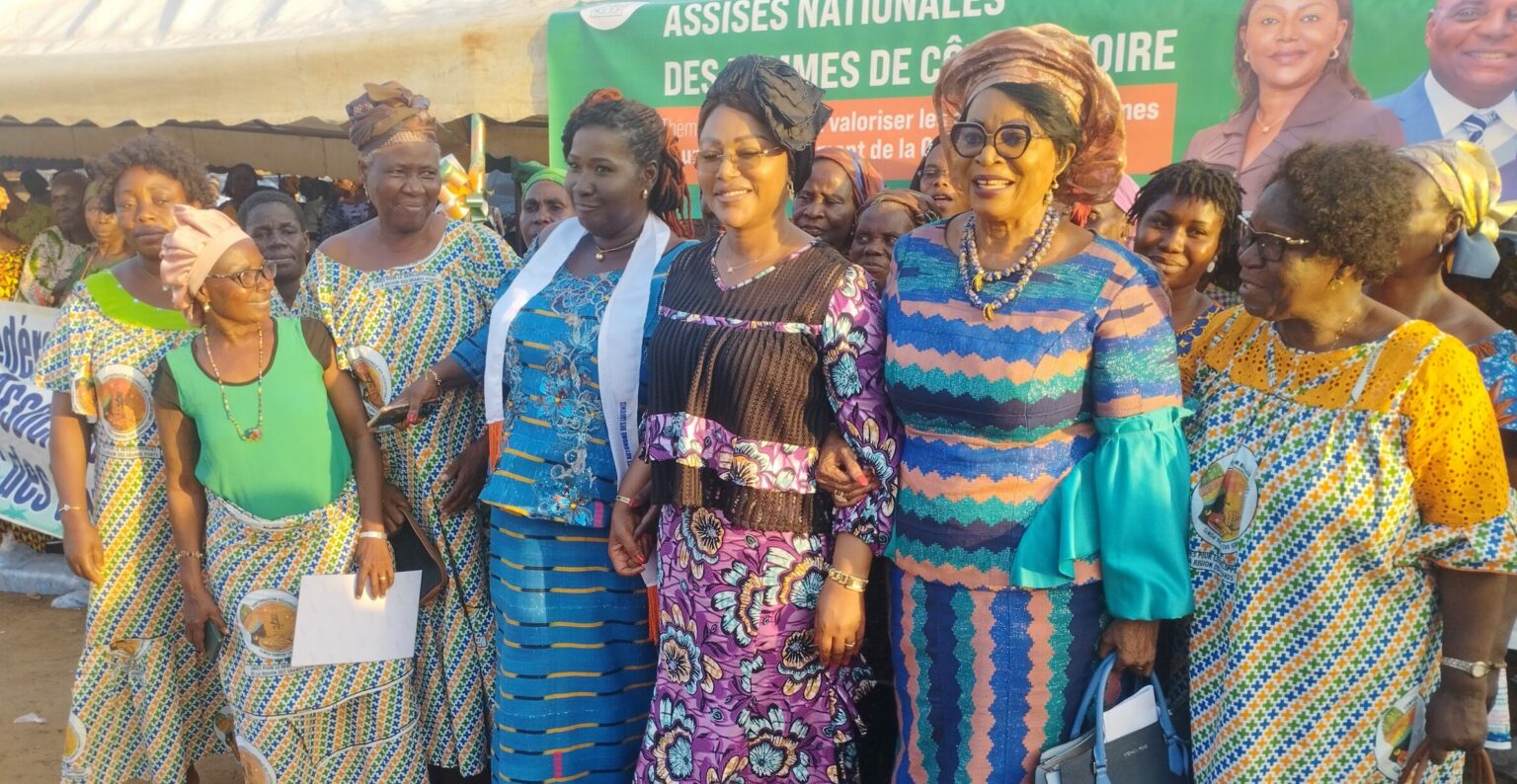 Côte d’Ivoire -AIP/ Les femmes du district des Lagunes formulent à Dabou des doléances à la ministre de la femme
