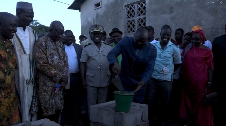 Côte d’Ivoire – AIP/ Pose de la première pierre de trois infrastructures à Gbohovo