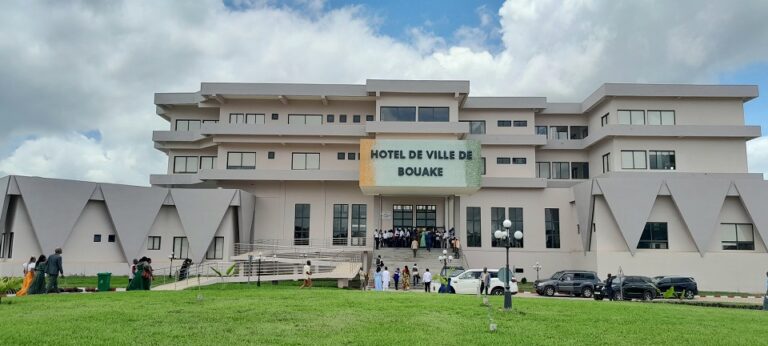 Côte d’Ivoire-AIP/ Remise des clés de plusieurs infrastructures communautaires réalisées par le PIDUCAS à Bouaké