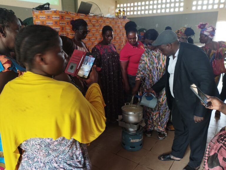 Côte d’Ivoire -AIP/ Des femmes rurales de Dabou formées à la transformation de produits pour leur autonomisation