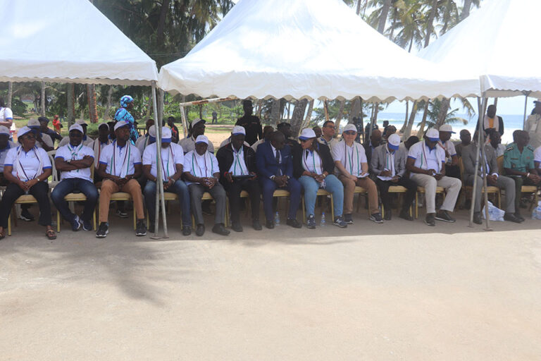 Côte d’Ivoire-AIP/Les communes du littoral lancent un programme contre l’érosion côtière