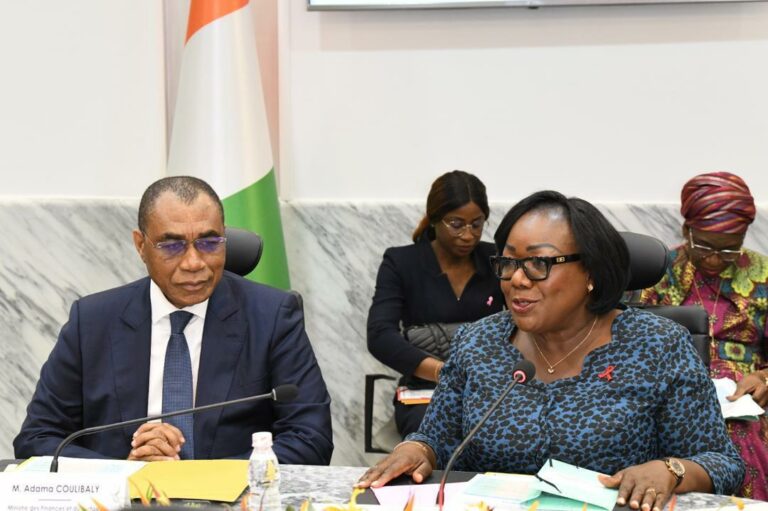 Côte d’Ivoire-AIP/ La ministre d’État Anne Ouloto installe le comité consultatif de la Fonction publique