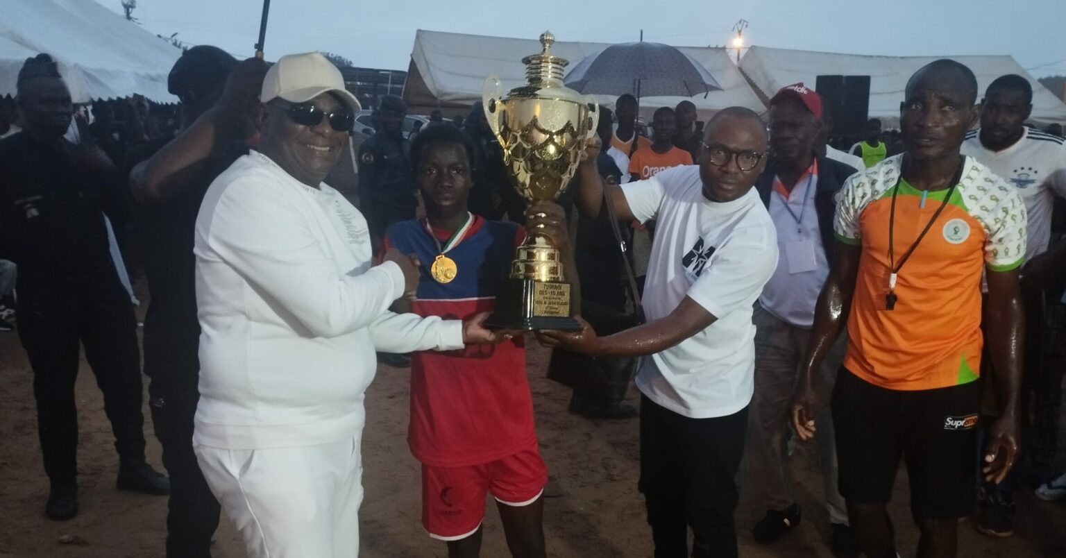 Côte d’Ivoire – AIP/ Le maire de Dabou veut voir sa commune renouer avec les performances footballistiques du passé