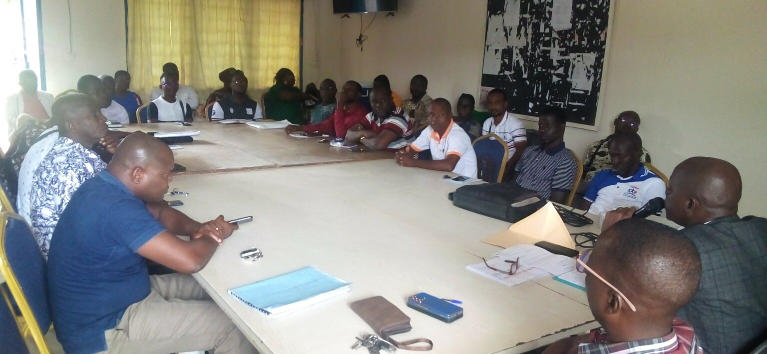 Côte d’Ivoire – AIP/ Les conseils d’enseignement du lycée moderne de Bocanda dénoncent un manque de supports pédagogiques pour les cours