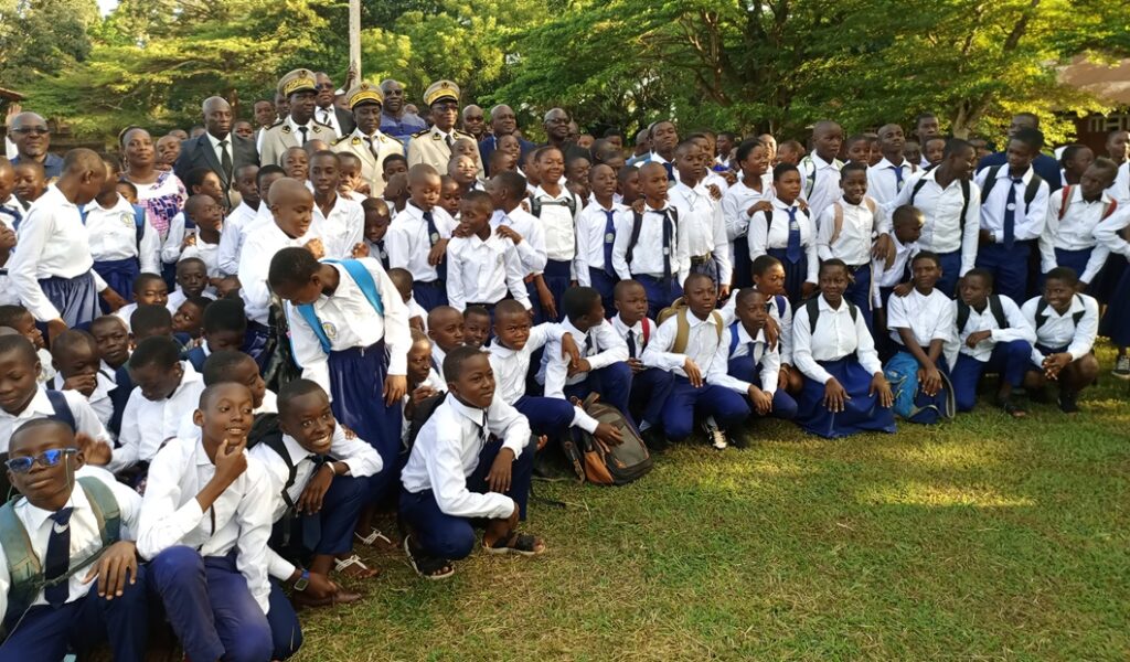 Côte d’Ivoire-AIP/ Le secrétaire général de préfecture d’Issia appelle les élèves à se détourner des fléaux qui minent l’école dans le département