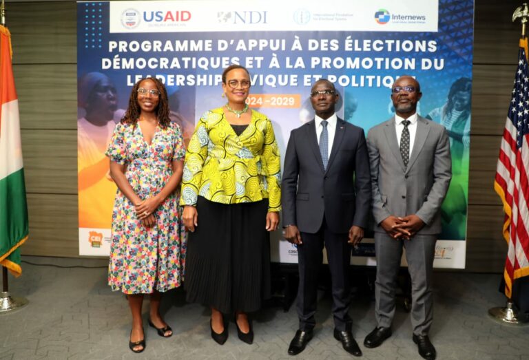 Côte d’Ivoire-AIP/ Le ministre Vagondo exhorte la CEI et la société civile à informer les citoyens sur le mode opératoire de l’enrôlement