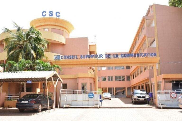 Côte d’Ivoire-AIP/ Inter/ Les médias étrangers interdits de diffuser par synchronisation des contenus «malveillants» au Burkina Faso