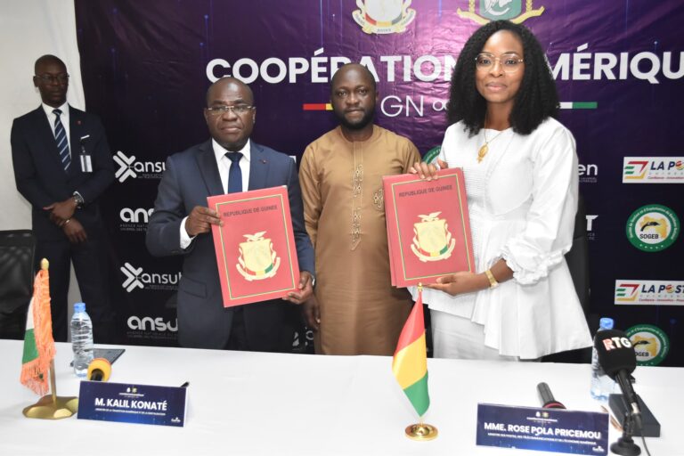 Côte d’Ivoire-AIP/Inter/ Le ministre Kalil Konaté et son homologue guinéenne signent deux protocoles de coopération numérique