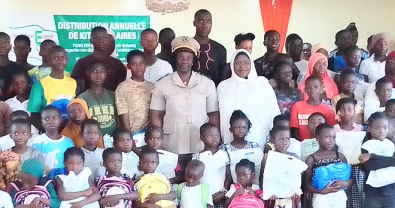 Côte d’Ivoire-AIP/ Une Fondation offre des kits scolaires aux enfants issus de milieux défavorisés à Tanda