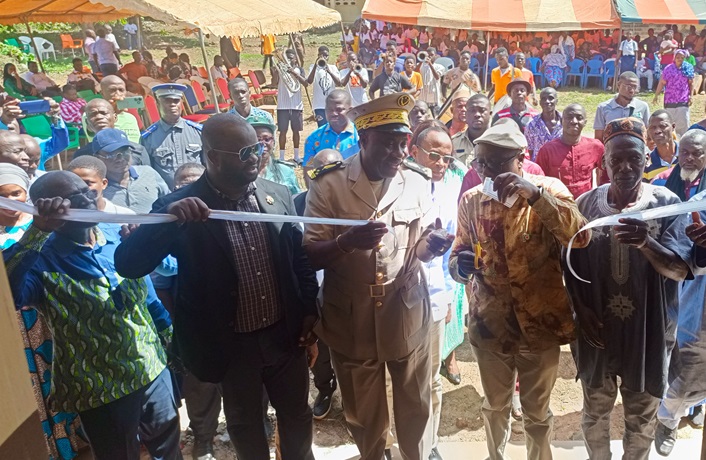 Côte d’Ivoire – AIP/ Le conseil régional livre un nouveau bâtiment administratif au lycée de Sandégué