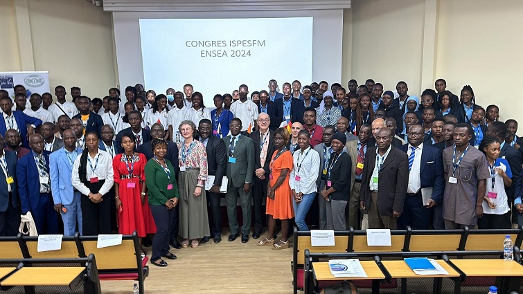 Côte d’Ivoire-AIP/ Un enseignant chercheur appelle les étudiants à relever le défi des énergies renouvelables