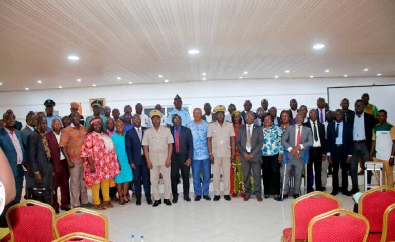 Côte d’Ivoire-AIP/ Le ministre gouverneur et les directeurs régionaux du Gôh-Djiboua formalisent un cadre opérationnel d’échanges