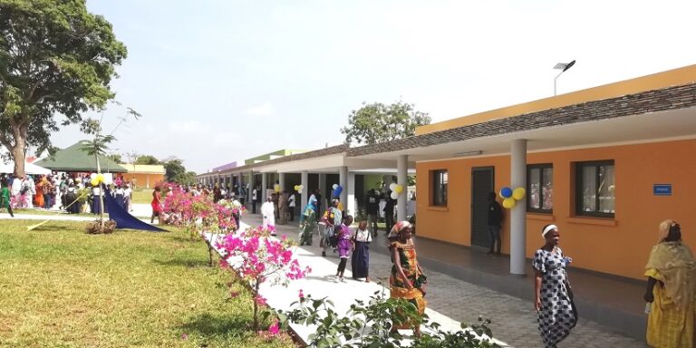 Côte d’Ivoire-AIP/ 44 pensionnaires du Centre de réinsertion des mineurs de Bouaké reçoivent leurs attestations de fin de formation