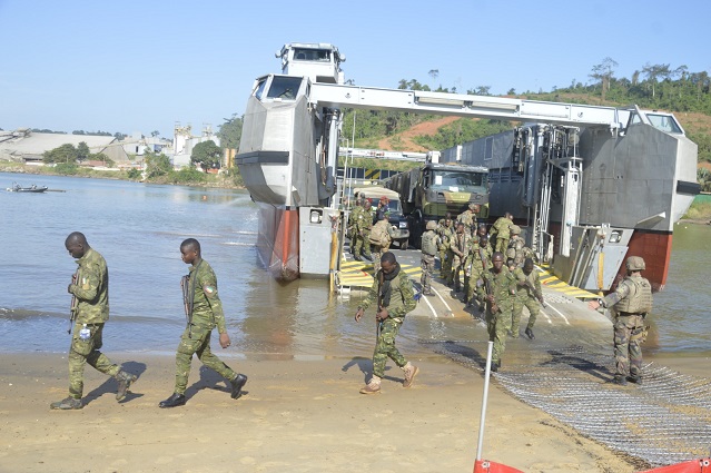 Côte d’Ivoire-AIP/ Un exercice conjoint amphibie en cours entre les FACI et l’armée française à Abidjan et à Jacqueville